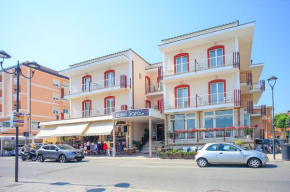  Hotel Sara  Римини